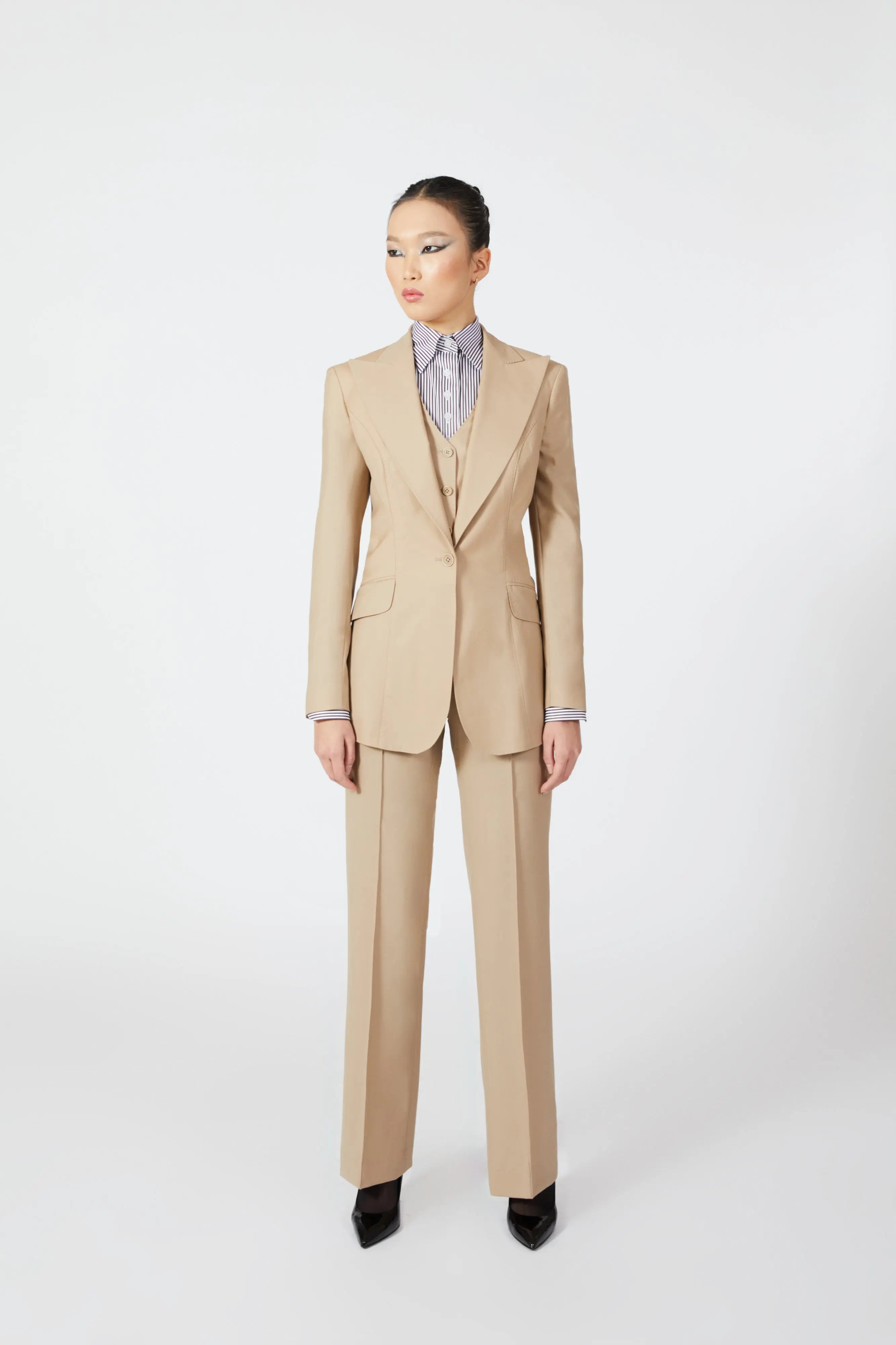 Kay Single Breasted Suit with Waistcoat - Alexandra-Dobre.com