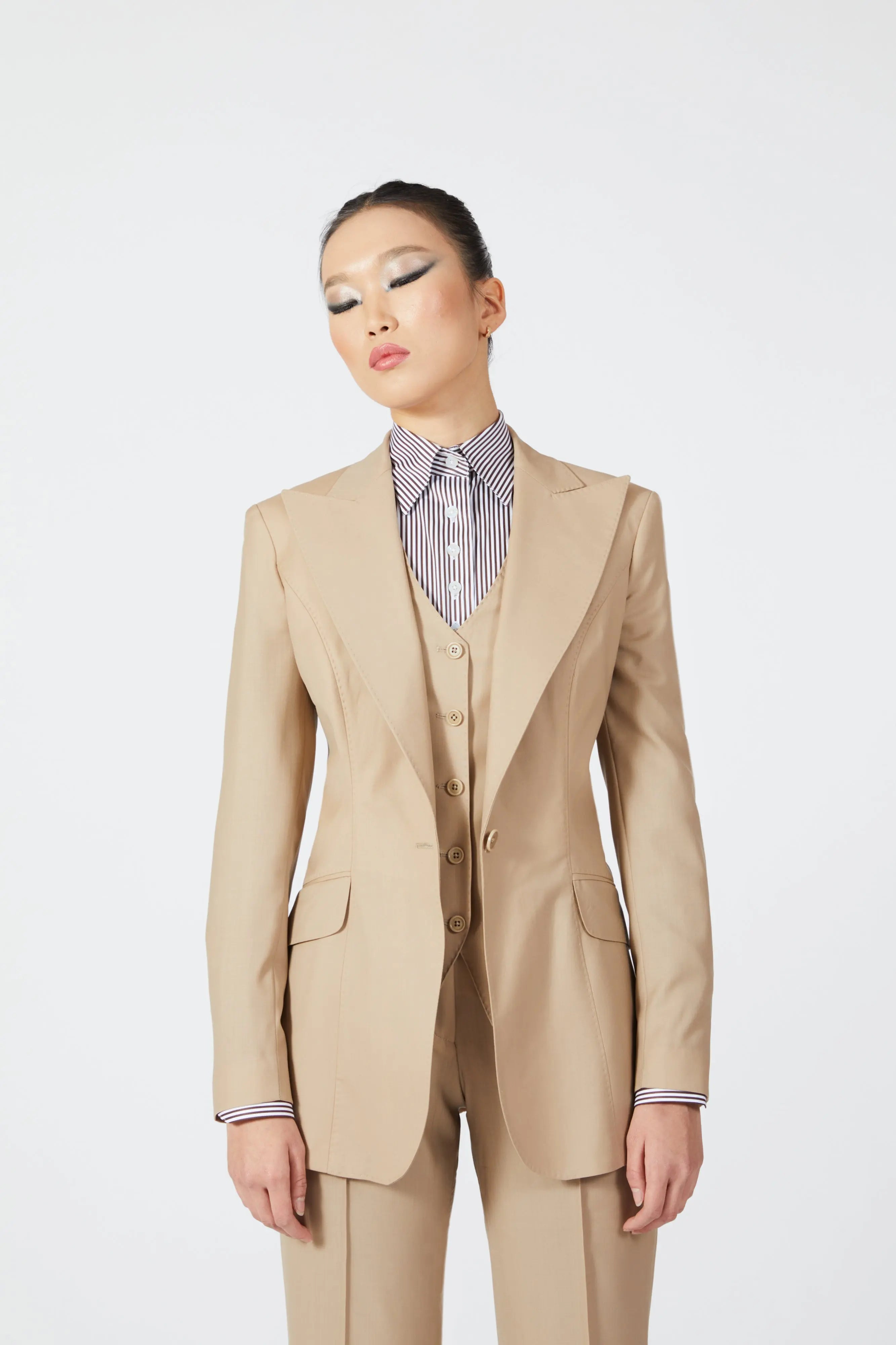 Kay Single Breasted Suit with Waistcoat - Alexandra-Dobre.com